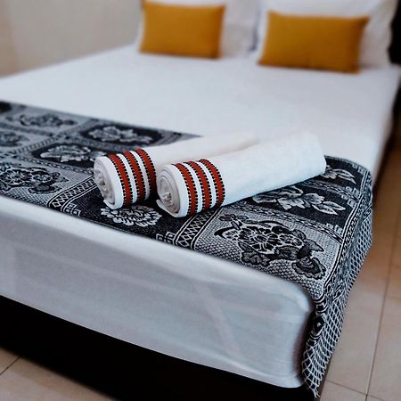 Muslim 2 Stay Malacca Exterior photo